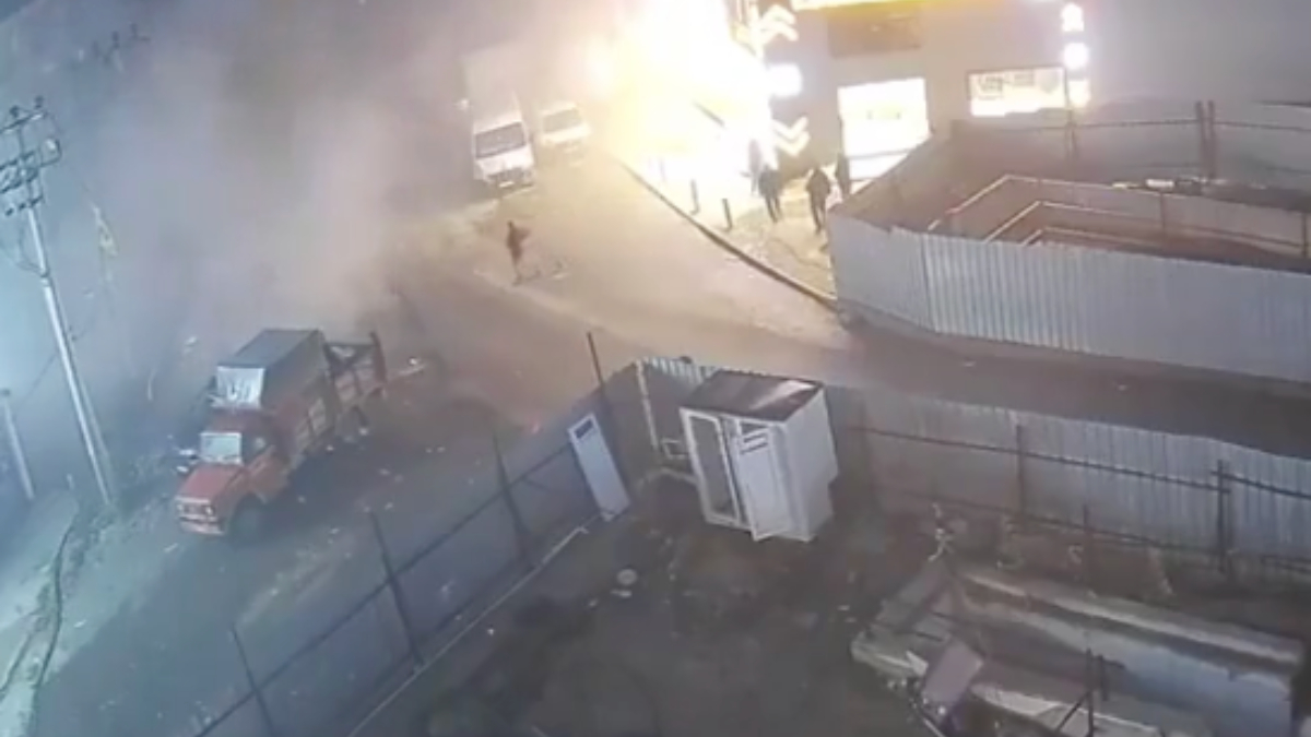 Kocaeli’de 7 katlı binanın çökme anları ortaya çıktı