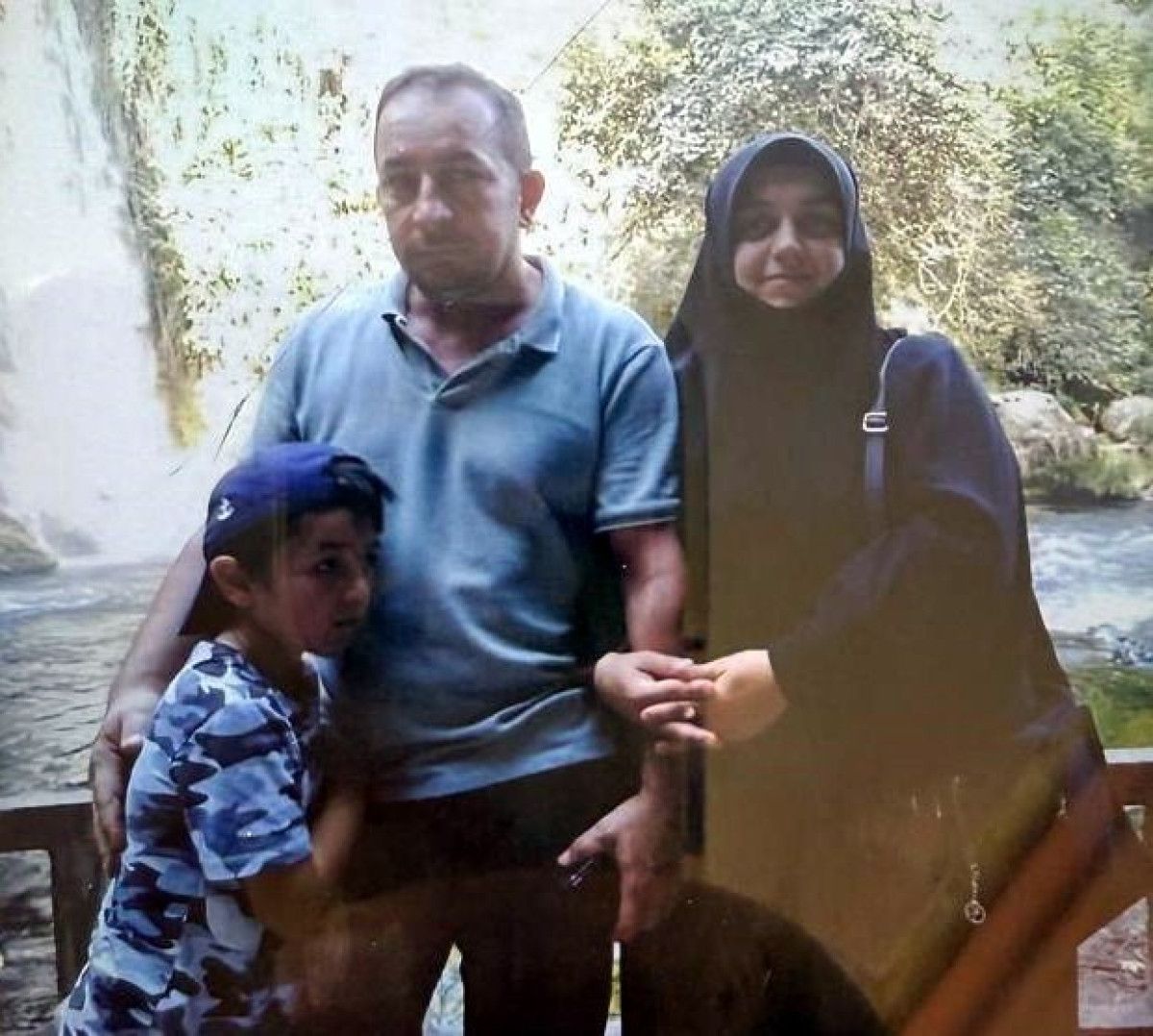 Kocaeli'de Çöken Binada Hayatını Kaybeden Bilir Ailesine Son Görev 2 Kocaeli'de Çöken Binada Hayatını Kaybeden Bilir Ailesine Son Görev