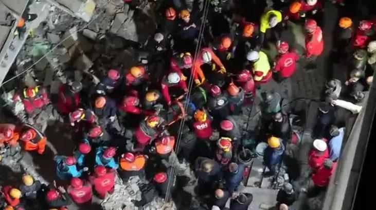 Kocaeli’de Çöken Binadan Baba Levent Bilirin Cansız Bedeni Çıkarıldı