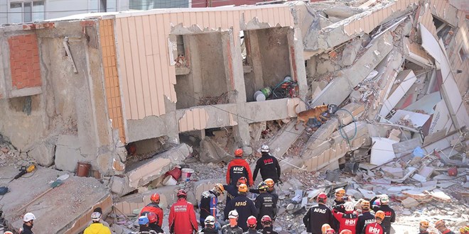 Kocaeli’de çöken binanın enkazında iki çocuğun cenazesine ulaşıldı