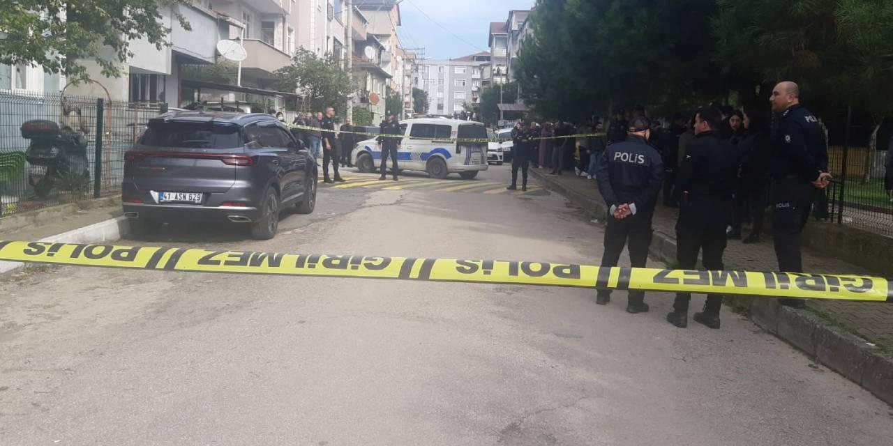 Kocaeli’de Dehşet Anları: Evli Kadını Bıçaklayarak Hayatına Son Veren Canavar!