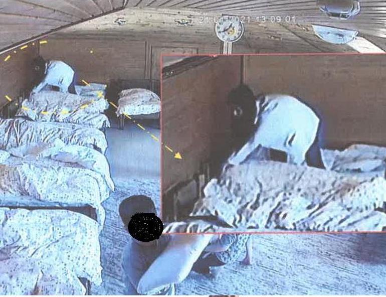 Kreşteki skandalı oyuncağın içine koyulan ses kaydı ortaya çıkardı!