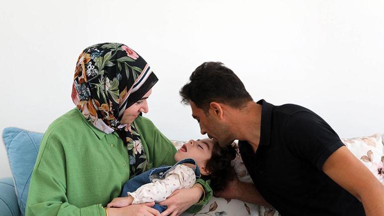 Kuvözdeki bebekle ilgili 3 yıl sonra ortaya çıkan şok gerçek! 'Görüntüleri izlemeye yürek dayanmaz' 1 Kuvözdeki bebekle ilgili 3 yıl sonra ortaya çıkan şok gerçek! 'Görüntüleri izlemeye yürek dayanmaz'