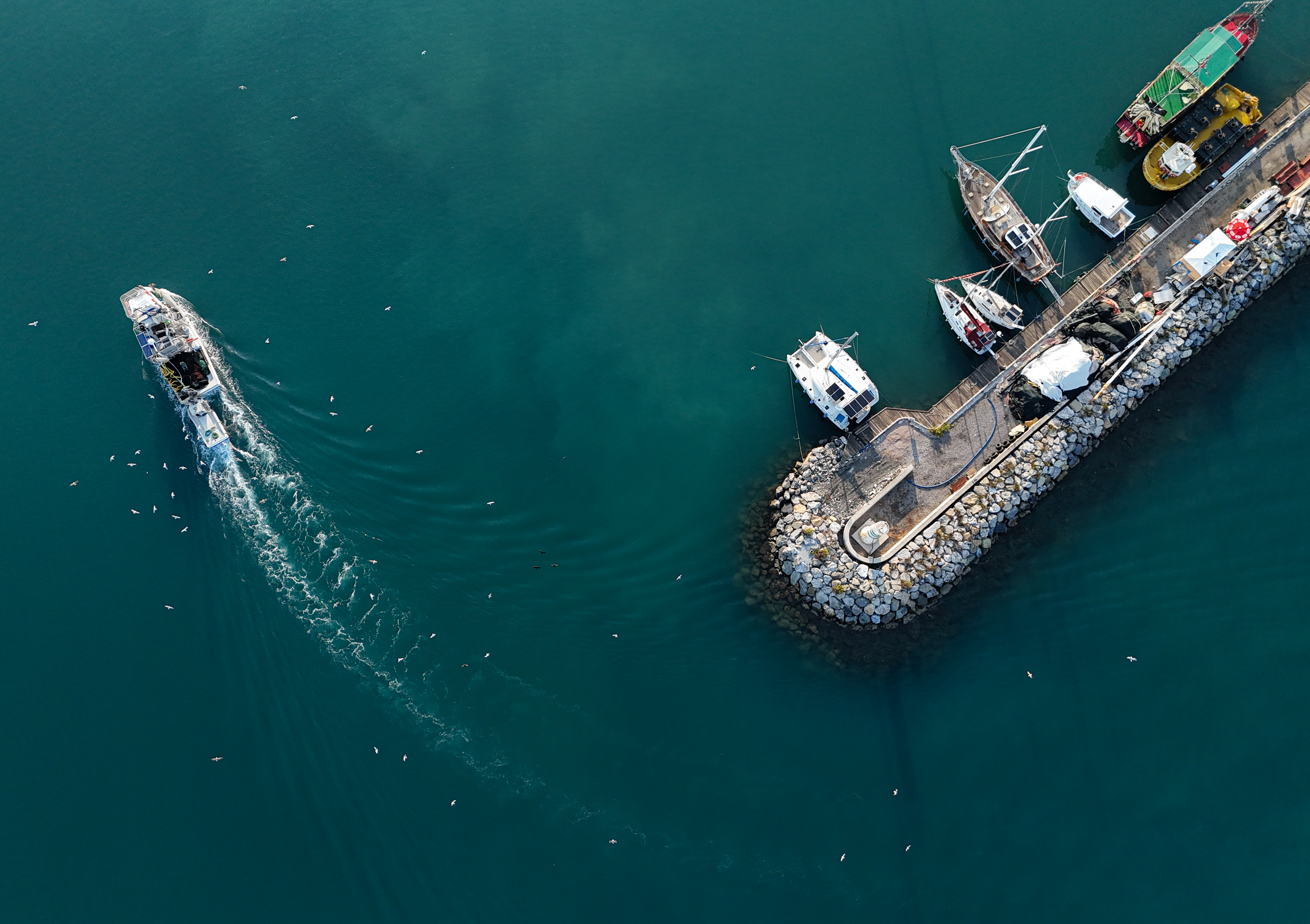 Maaşları 80 bine dayandı! Futbolcu gibi başka teknelere transfer oluyorlar 3 Maaşları 80 bine dayandı! Futbolcu gibi başka teknelere transfer oluyorlar