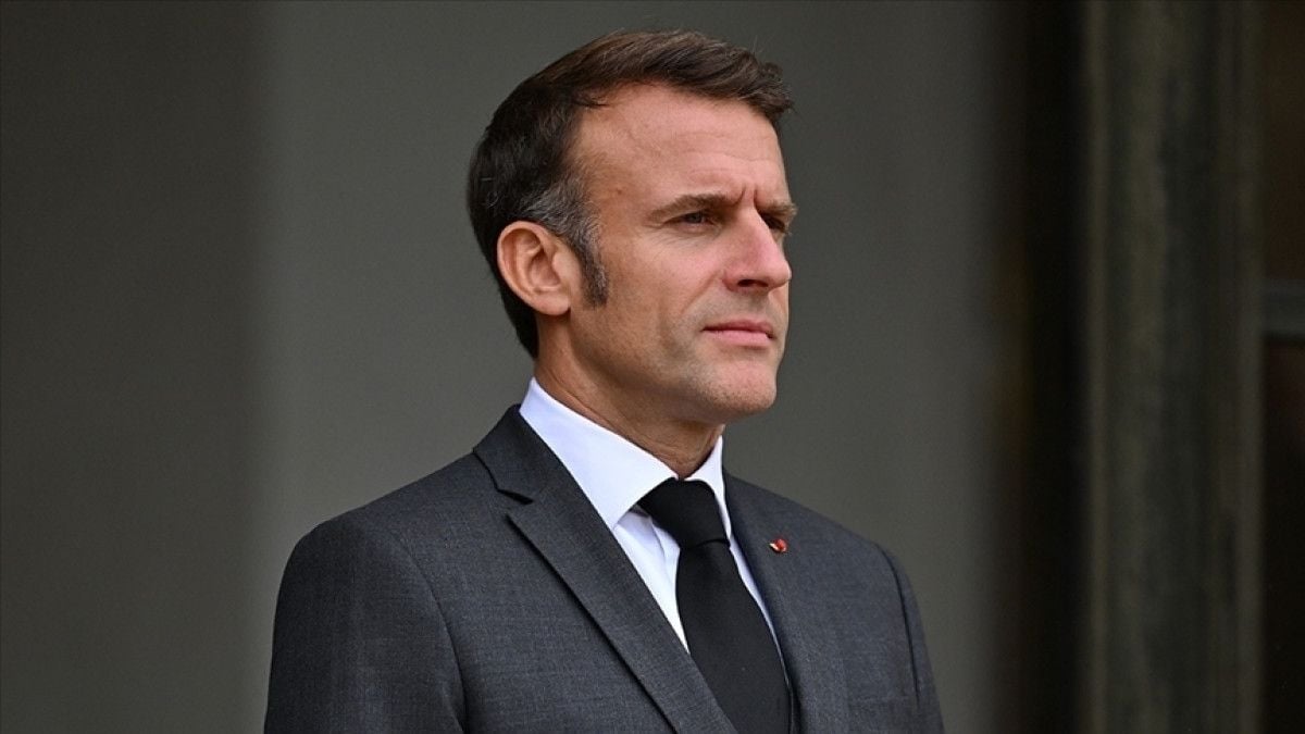 Macron'un Halk Desteği Tarihindeki En Düşük Seviyeye Ulaştı 1 Macron'un Halk Desteği Tarihindeki En Düşük Seviyeye Ulaştı