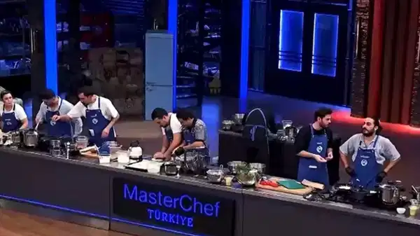 MasterChef Türkiye'de dokunulmazlık oyununu hangi takım kazandı? 21 Ekim Salı günü MasterChef'te eleme adayları kim oldu? 1 MasterChef Türkiye'de dokunulmazlık oyununu hangi takım kazandı? 21 Ekim Salı günü MasterChef'te eleme adayları kim oldu?