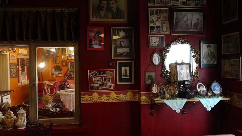 Menüde 'Bismillah dedin mi?' var! Bursa’da geçmişi bugüne taşıyan kafe sosyal medyada ilgi çekiyor