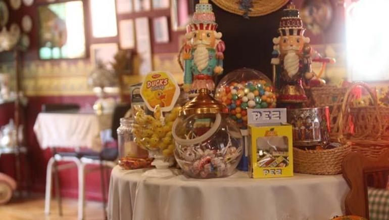 Menüde 'Bismillah dedin mi?' var! Bursa’da geçmişi bugüne taşıyan kafe sosyal medyada ilgi çekiyor