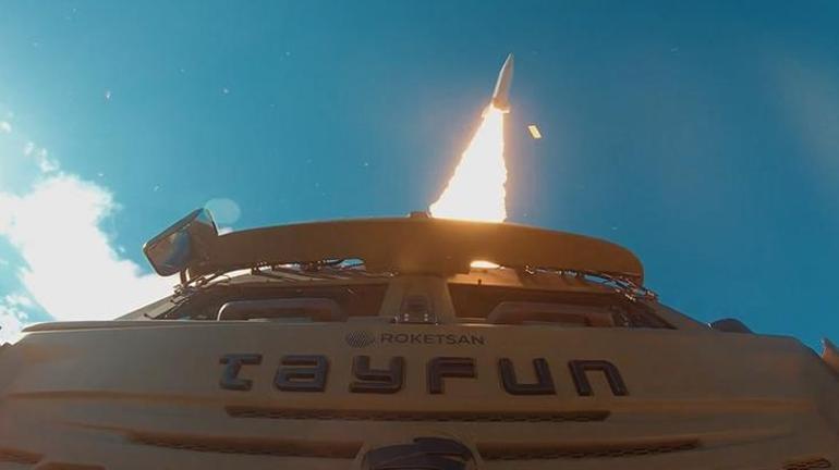 Milli füze TAYFUN'dan tam isabet! Görüntüler nefes kesti 4 Milli füze TAYFUN'dan tam isabet! Görüntüler nefes kesti