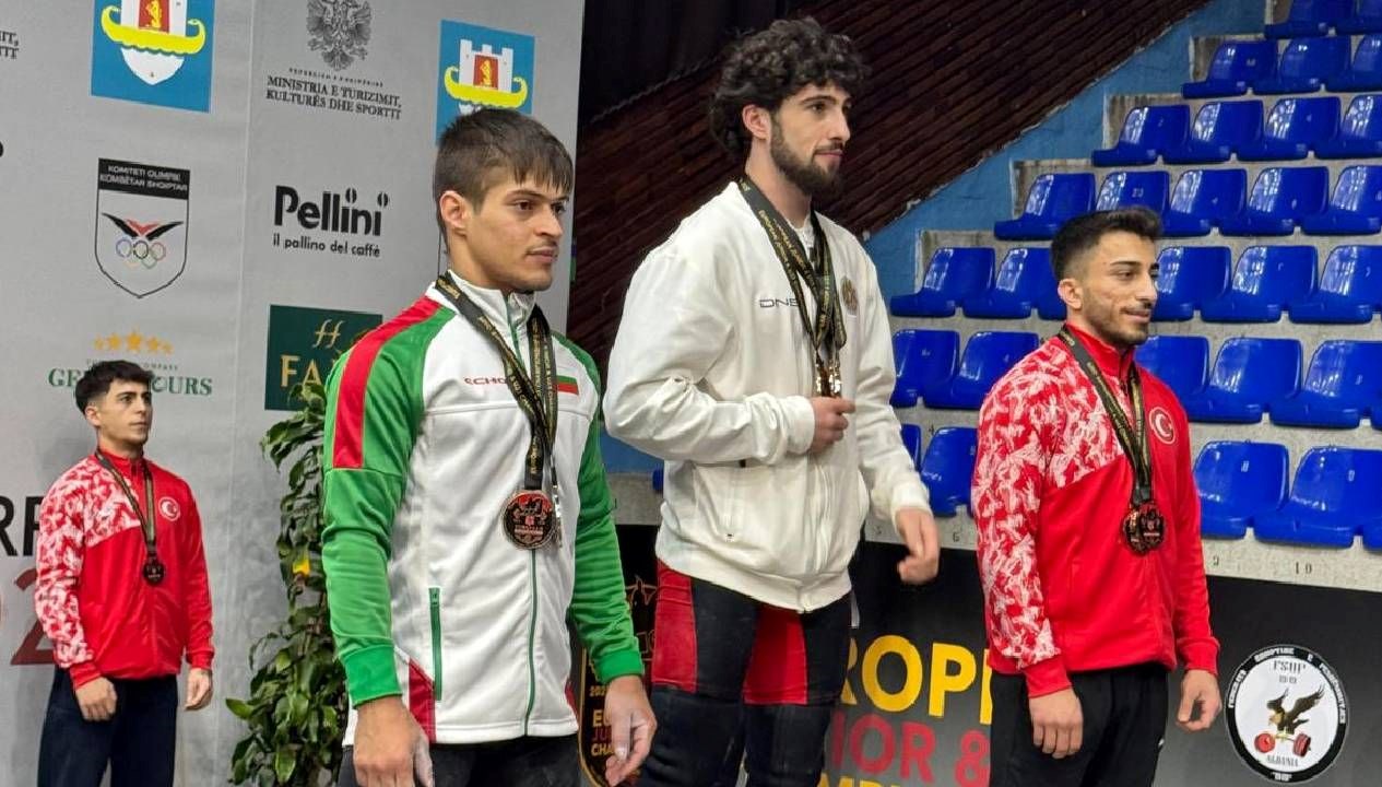 Milli halterci Eliş Avrupa gençler şampiyonu