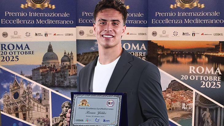 Milli oyuncumuz Kenan Yıldız’a İtalya’da büyük onur!