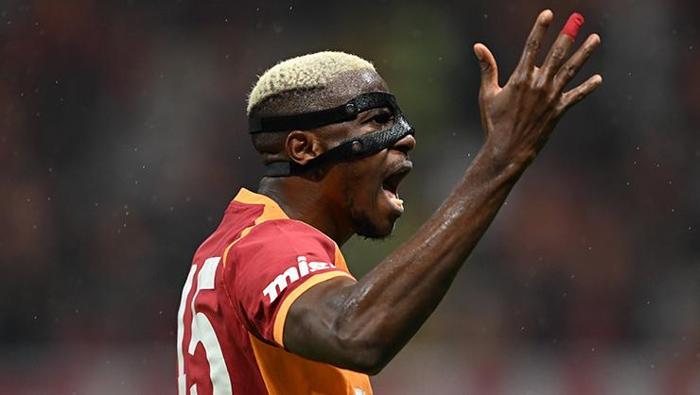 Osimhene'nin Barcelona Hayranlığı: Galatasaray'da Şov Yaptı!