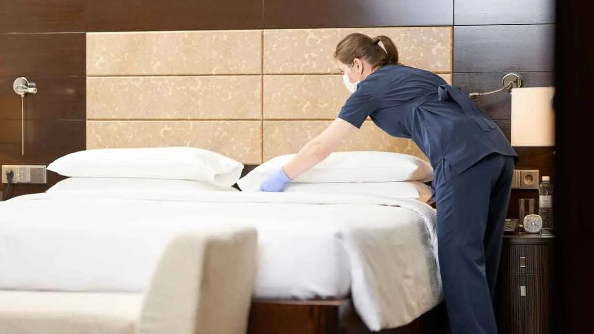 Otel odalarındaki bembeyaz çarşafların sırrı buymuş 1 Otel odalarındaki bembeyaz çarşafların sırrı buymuş