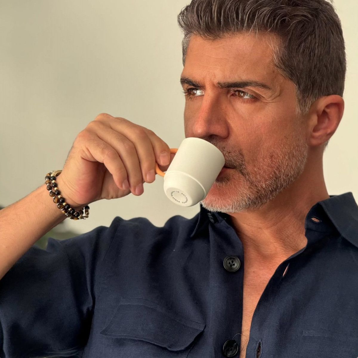 Özcan Deniz, Sakallarını Kestikten Sonra Eski İmajına Döndü!