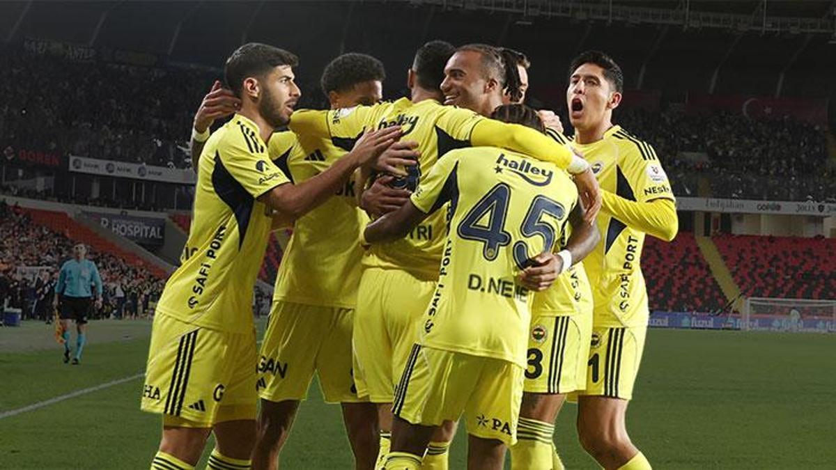 (ÖZET) Gaziantep’te 3 puan Fenerbahçe’nin! Gaziantep FK – Fenerbahçe maçı sonucu: 0-4