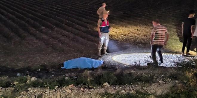 Patlayan Lastik Felaketi: Tarlaya Uçan Otomobilde 1 Ölü, 2 Yaralı