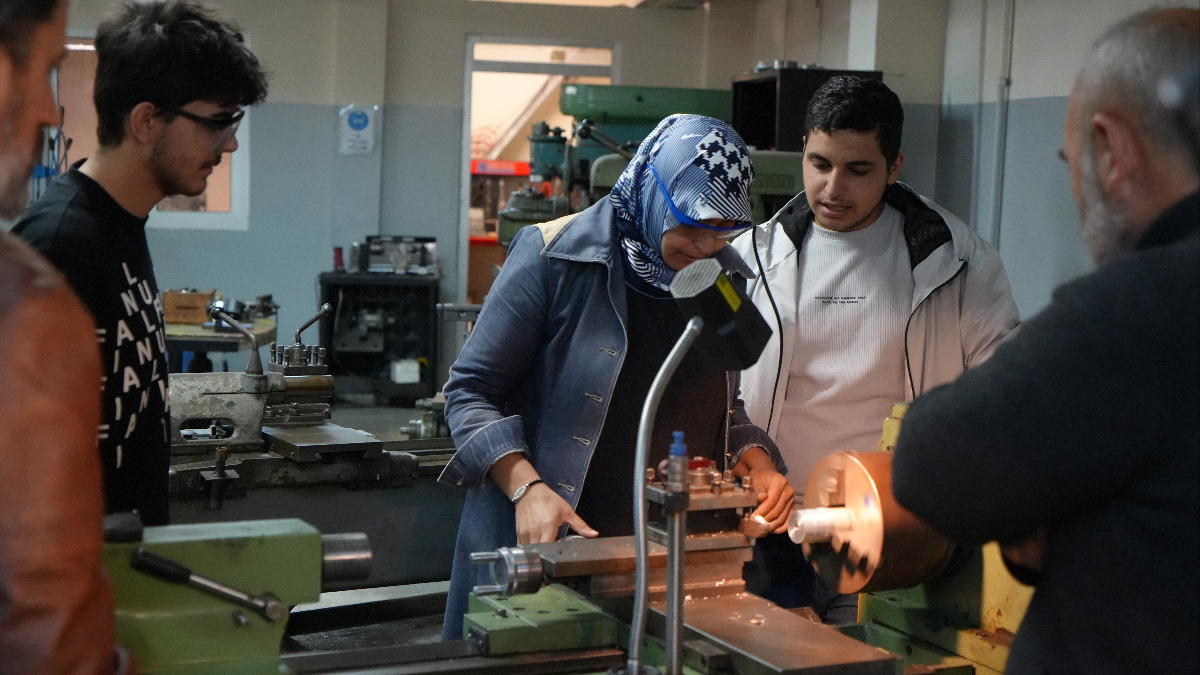 Samsun’da 45 yaşında üniversiteye başladı: Bölümünün tek kadın öğrencisi oldu