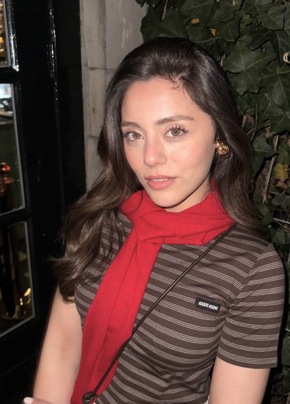 Sıla Türkoğlu Kızılcık Şerbeti'ne Çarpıcı Bir Veda Gerçekleştirdi 3 Sıla Türkoğlu Kızılcık Şerbeti'ne Çarpıcı Bir Veda Gerçekleştirdi