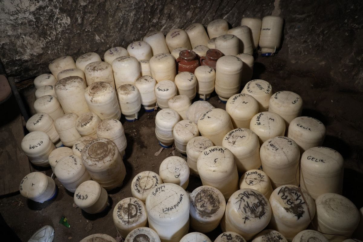 Sivas'ta 2 bin yıllık kaya mağaraları, peynir oteli olarak kullanılıyor