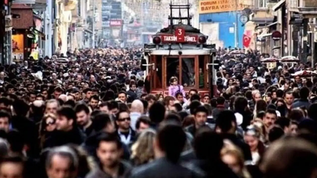 Statista verileri: Türk halkı son 20 yılın en mutlu yılını 2011’de yaşadı