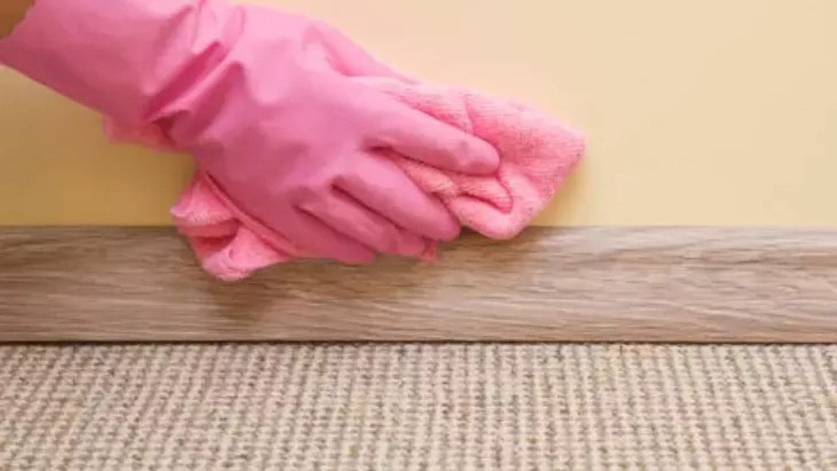 Süpürgeliklere Yumuşatıcı Sürmenin Faydaları ve Etkileri