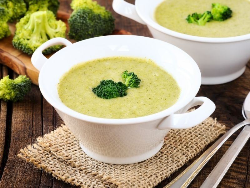 Sütlü Brokoli Çorbası Tarifi