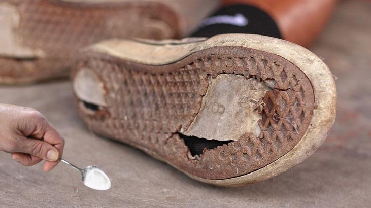 Tabanı Çatlayan Ayakkabılar İçin Pratik Çözümler: Ustanın Yapıştırıcı İpuçları 1 Tabanı Çatlayan Ayakkabılar İçin Pratik Çözümler: Ustanın Yapıştırıcı İpuçları