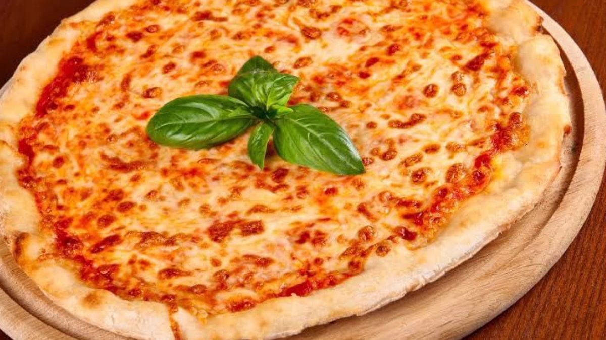 Tavada 5 malzemeli glutensiz pizza tarifi
