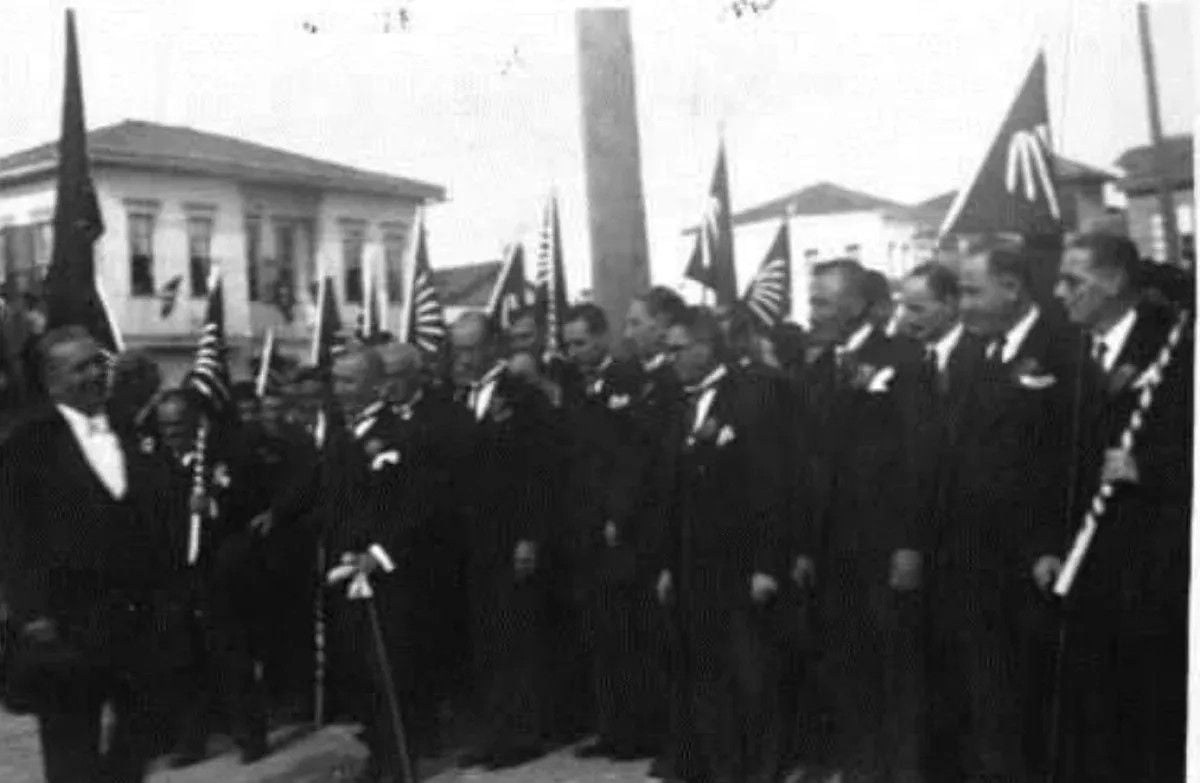 Tek parti döneminde Cumhuriyet Bayramı kutlamaları