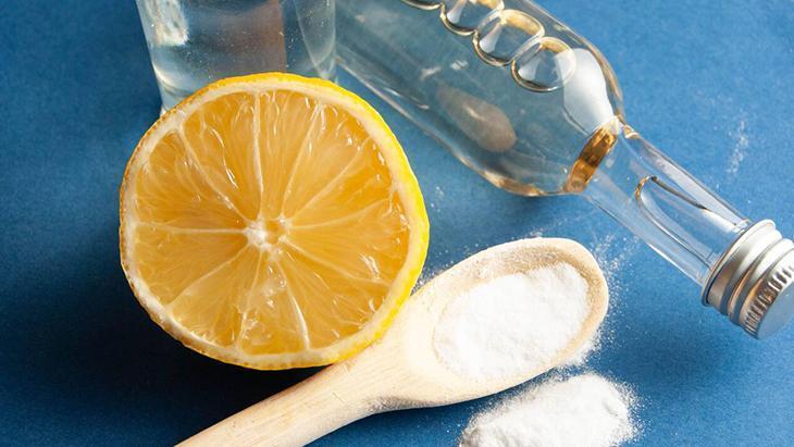 Temizlik sirkesi yemeklerde kullanılıyor mu? Aradaki fark küçük ama ölümcül 3 Temizlik sirkesi yemeklerde kullanılıyor mu? Aradaki fark küçük ama ölümcül