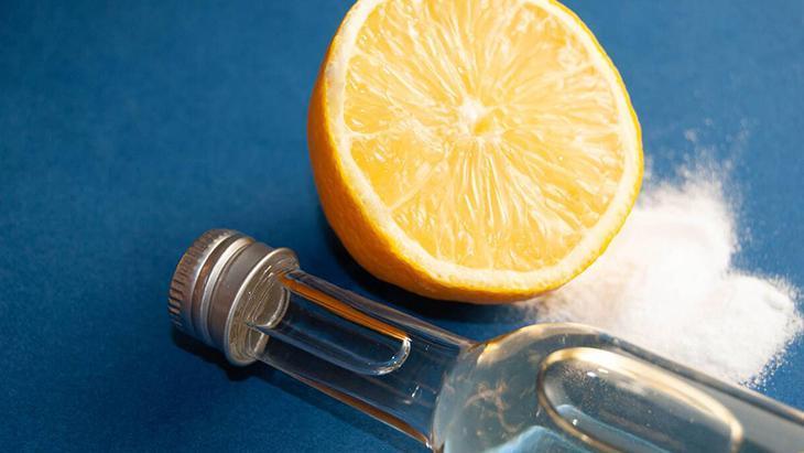 Temizlik sirkesi yemeklerde kullanılıyor mu? Aradaki fark küçük ama ölümcül 8 Temizlik sirkesi yemeklerde kullanılıyor mu? Aradaki fark küçük ama ölümcül