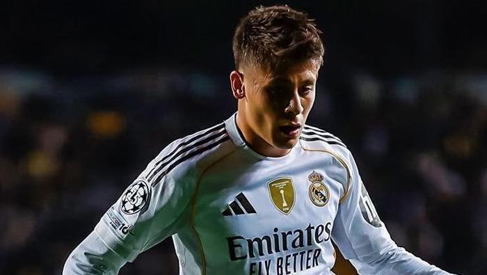 Toni Kroos'un Arda Güler İçin Tarihi Açıklamaları! Kylian Mbappe Detayı Canlı Yayında! 3 Toni Kroos'un Arda Güler İçin Tarihi Açıklamaları! Kylian Mbappe Detayı Canlı Yayında!