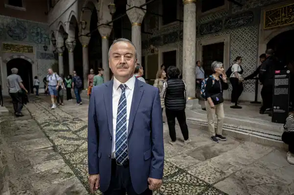 Topkapı Sarayı'ndaki kedi kapıları restore edildi