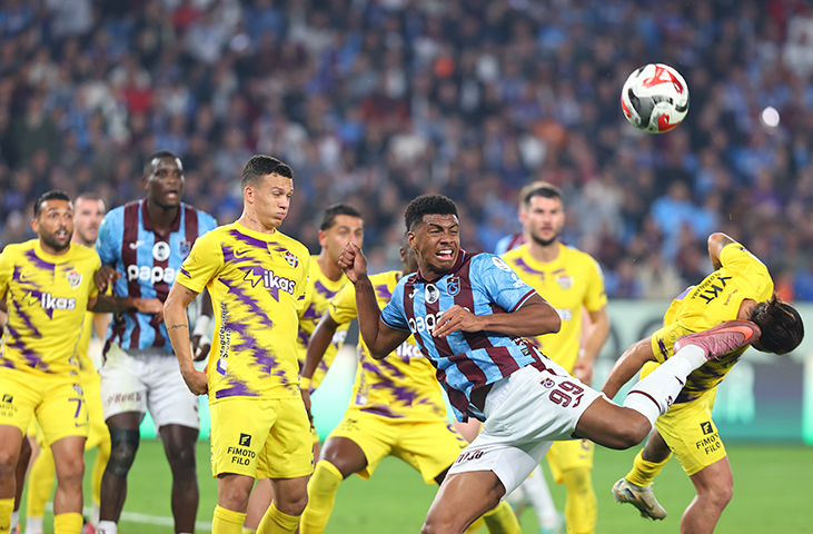 Trabzonspor'dan 131 hafta sonra 4'te 4'lük seri 1 Trabzonspor'dan 131 hafta sonra 4'te 4'lük seri