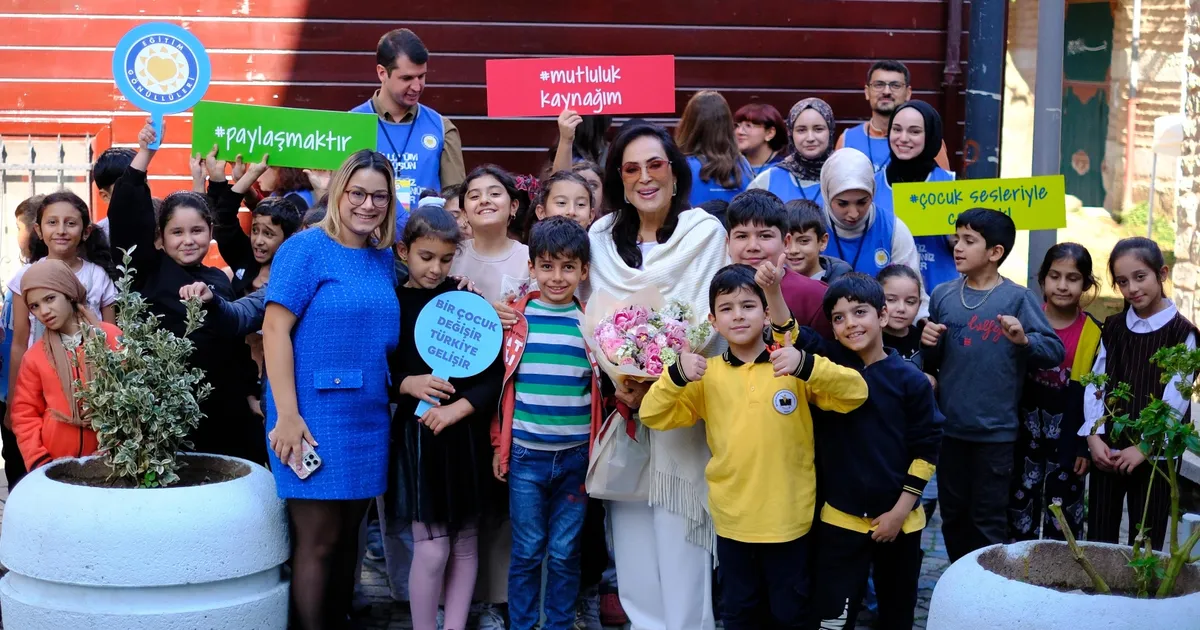 Türkan Şoray TEGV’in 30. Yılına Anlam Kattı