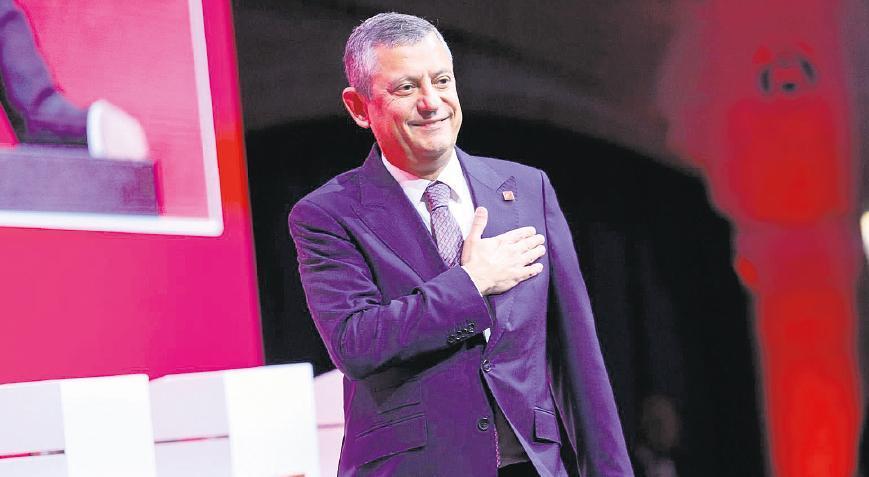 ‘Türkiye’de sosyal demokrasi yükseliyor’