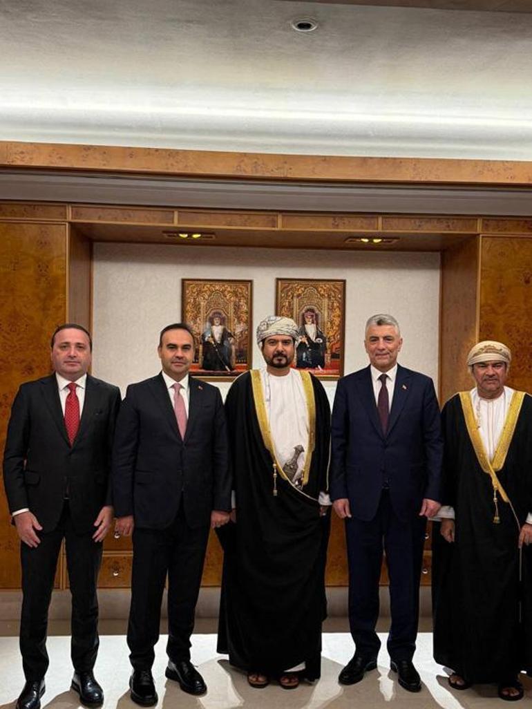 Umman ile ortak sanayi bölgesi kuruluyor! Bakan Kacır: Güçlü adımlar atmaya kararlılıkla devam edeceğiz 3 Umman ile ortak sanayi bölgesi kuruluyor! Bakan Kacır: Güçlü adımlar atmaya kararlılıkla devam edeceğiz