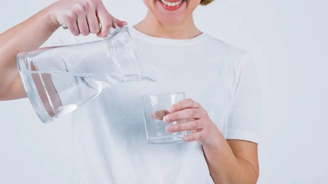 Uzmanı uyardı: Su vücudun vazgeçilmezi