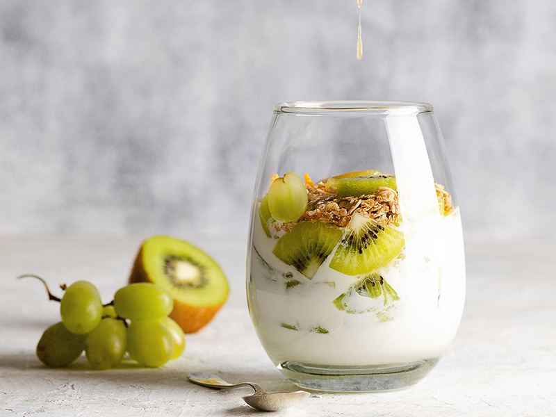 Üzümlü Yoğurt Granola