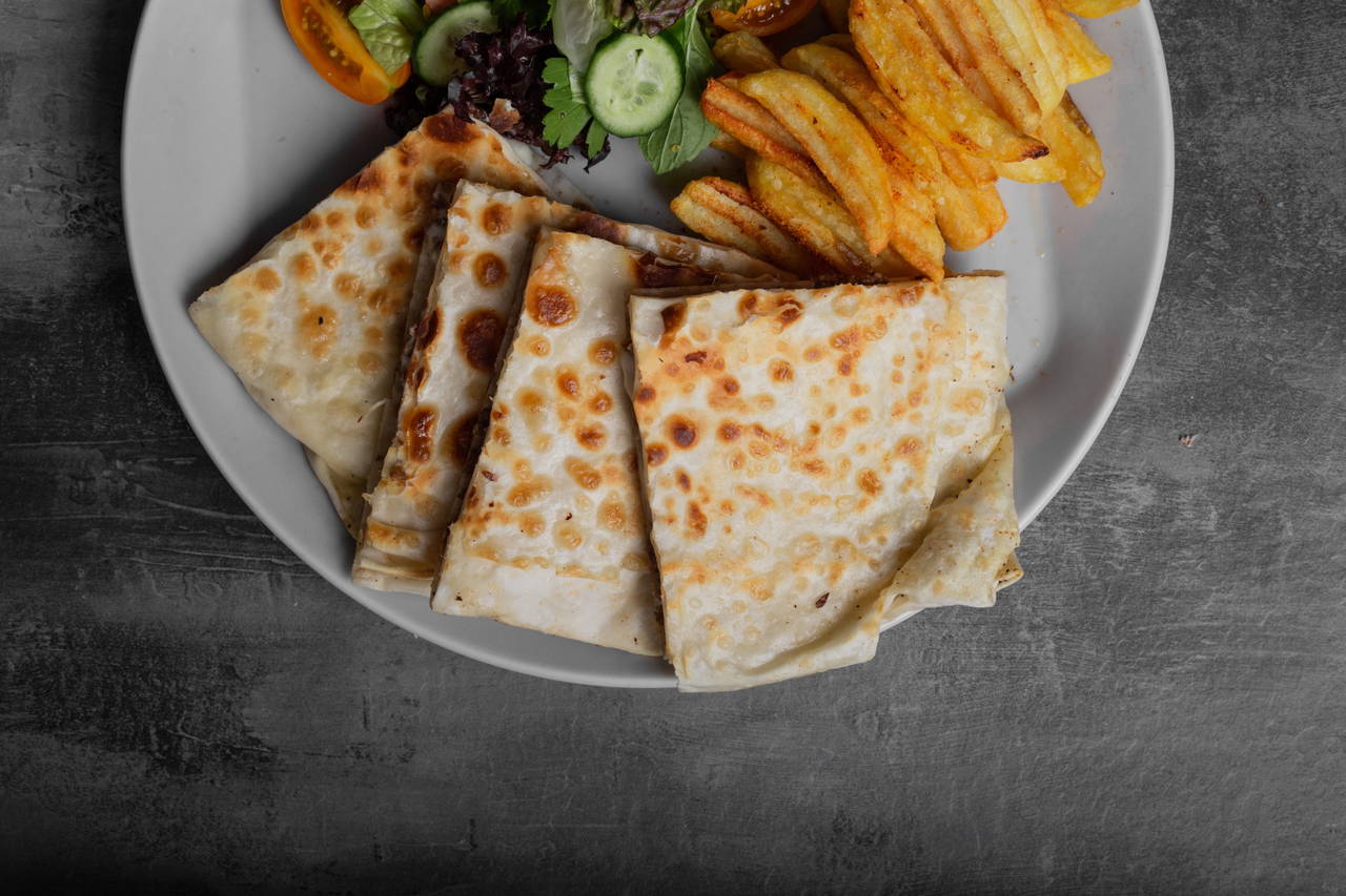 10 Dakikada Kolay Peynirli Gözleme Tarifi