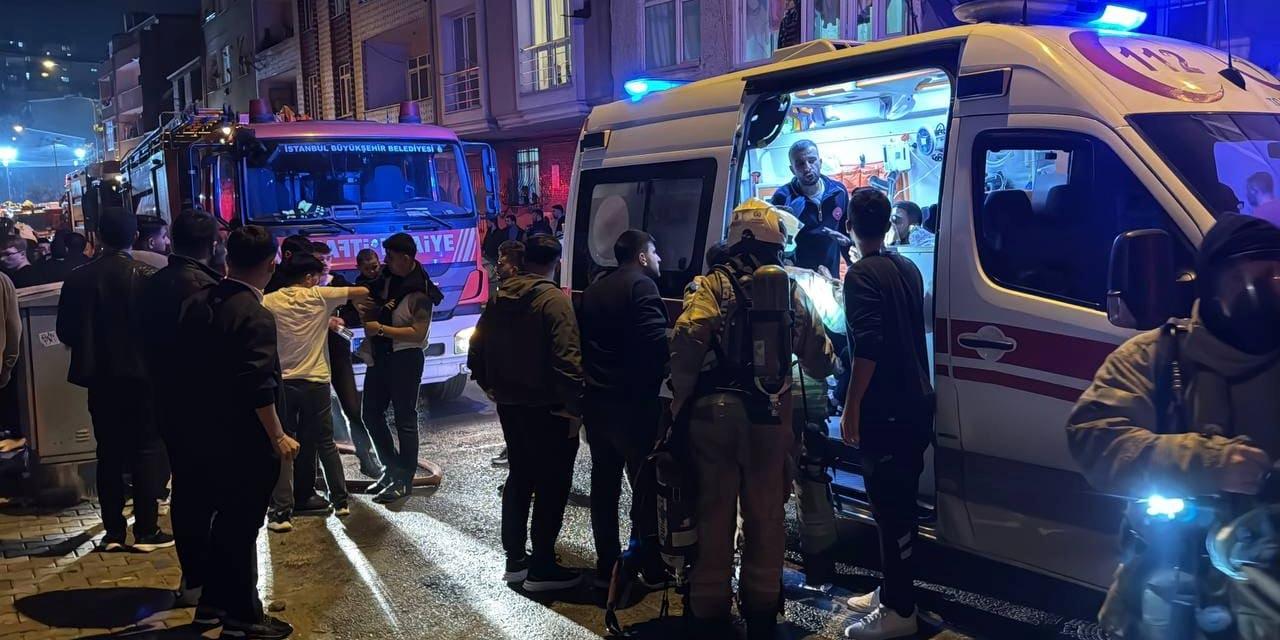 Yangın Panik Yarattı! Esenler’de Bina Sakinlerinin İtfaiyeye Saldırdığı Korkunç Olayda 15 Yaralı!