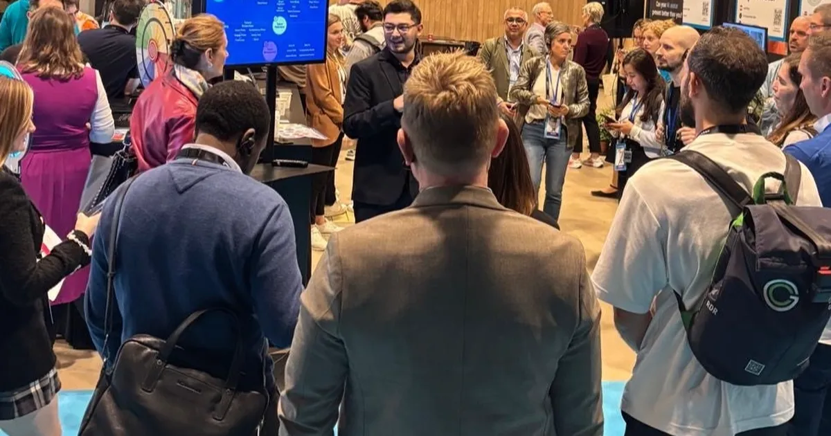  ‘Yapay Zeka Asistanı Selin’ Paris’te Görücüye Çıktı