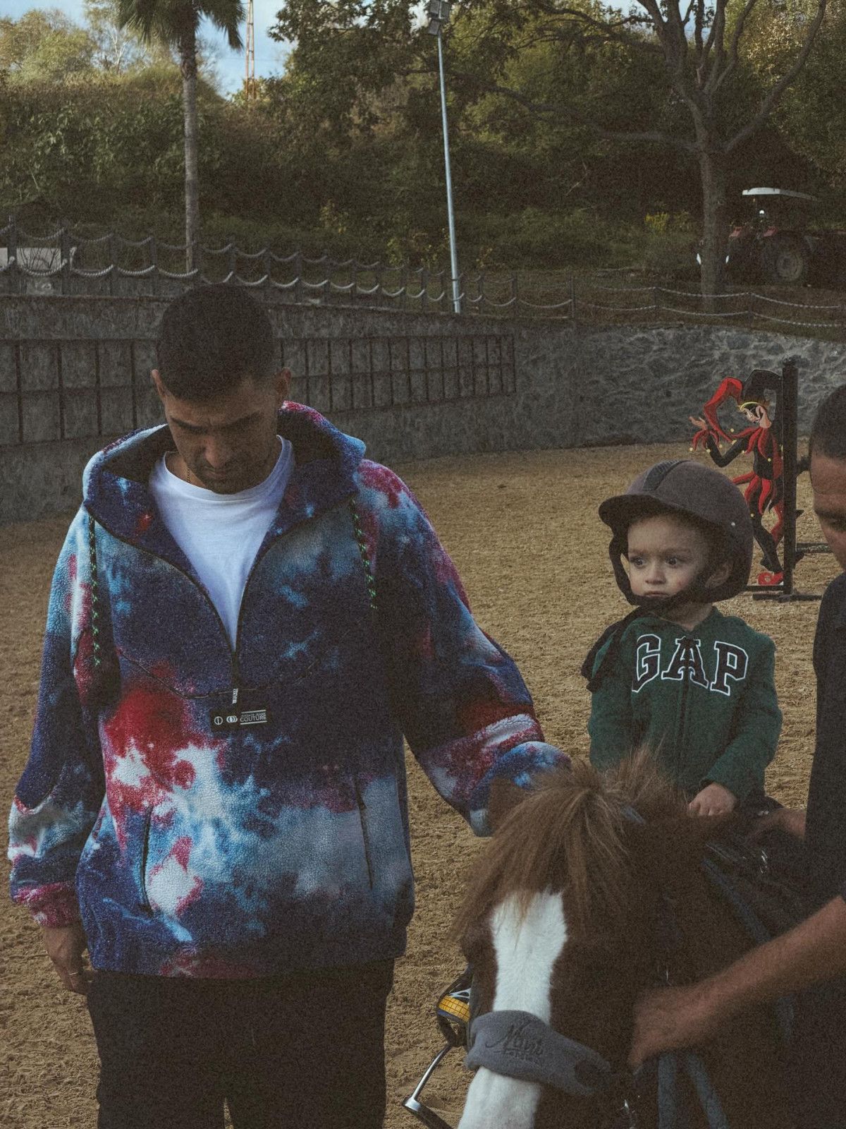 Yasemin Şefkatli, İkizleriyle Muhteşem Pozunu Paylaştı ve Kayınvalidesi Derya Tuna'dan Yorum Aldı 2 Yasemin Şefkatli, İkizleriyle Muhteşem Pozunu Paylaştı ve Kayınvalidesi Derya Tuna'dan Yorum Aldı