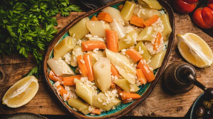 15 dakikada lokum gibi pırasa! Hazırlaması hiç bu kadar kolay olmamıştı 1 15 dakikada lokum gibi pırasa! Hazırlaması hiç bu kadar kolay olmamıştı