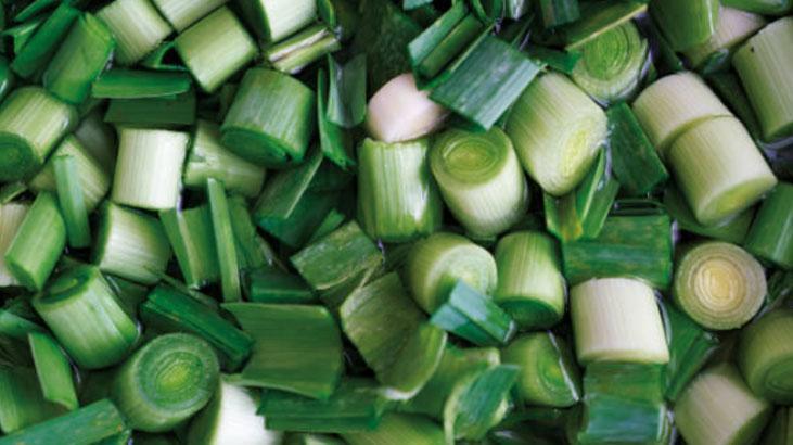 15 dakikada lokum gibi pırasa! Hazırlaması hiç bu kadar kolay olmamıştı 2 15 dakikada lokum gibi pırasa! Hazırlaması hiç bu kadar kolay olmamıştı