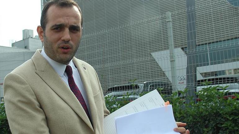 18 milyonluk Porsche alev aldı! Canını zor kurtardı 4 18 milyonluk Porsche alev aldı! Canını zor kurtardı