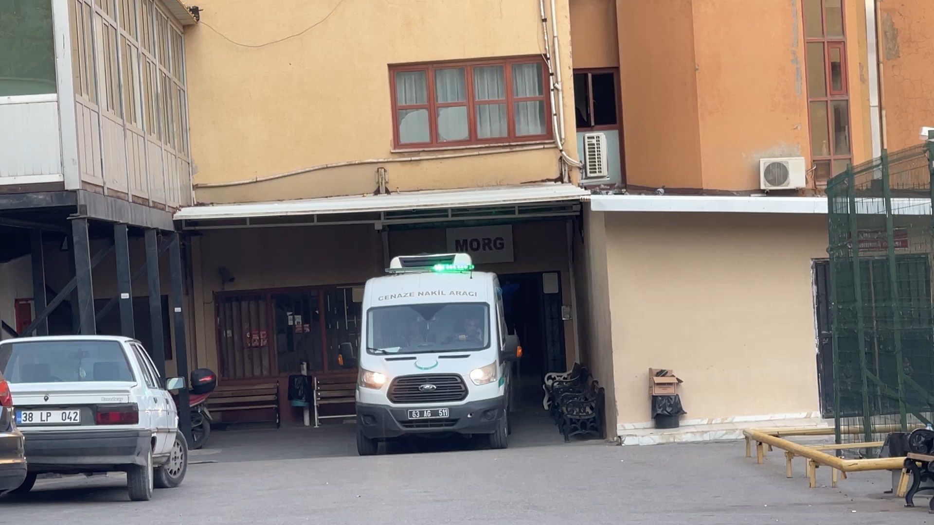 2 Yaşındaki Çocuğu Kargo Aracı Hayattan Kopardı: Kazanın Gözler Önünde Gerçekleşen Hikayesi 4 2 Yaşındaki Çocuğu Kargo Aracı Hayattan Kopardı: Kazanın Gözler Önünde Gerçekleşen Hikayesi