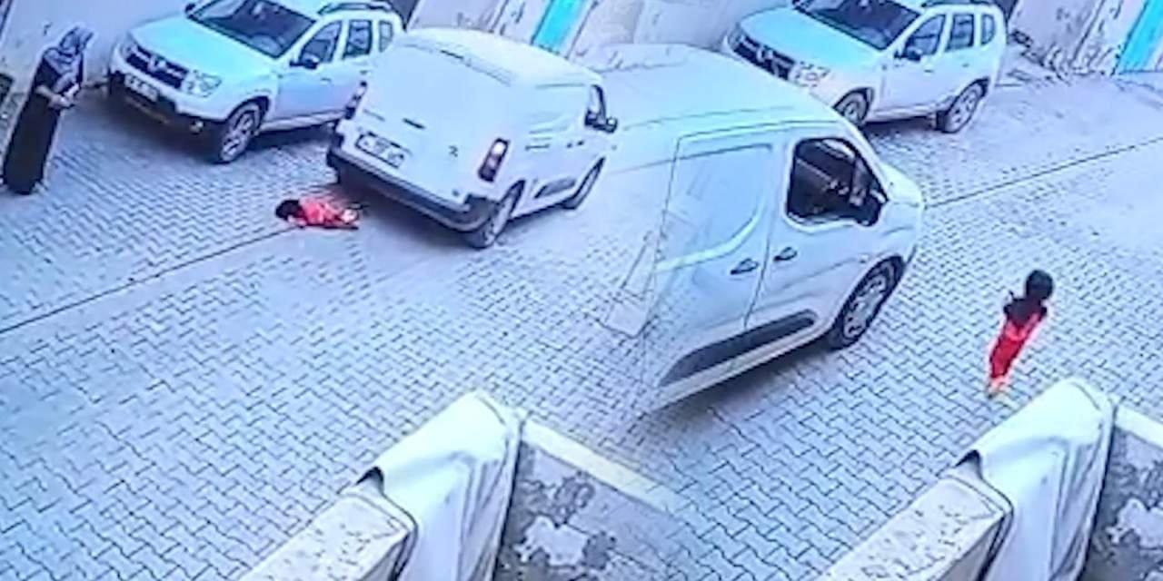 2 Yaşındaki Çocuğu Kargo Aracı Hayattan Kopardı: Kazanın Gözler Önünde Gerçekleşen Hikayesi