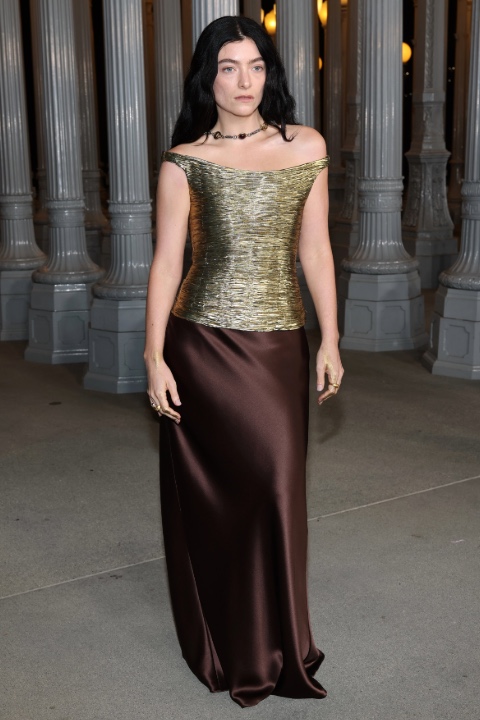 2025 LACMA Art+Film Galası Kırmızı Halı Görünümleri: Gucci’nin Işığında Hollywood Zarafeti 9 2025 LACMA Art+Film Galası Kırmızı Halı Görünümleri: Gucci’nin Işığında Hollywood Zarafeti