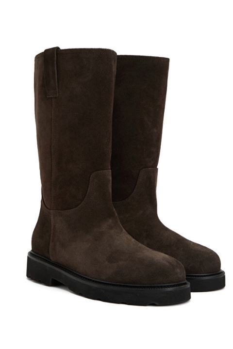 2025 Sonbahar/Kışında Öne Çıkan 6 Çizme Trendi